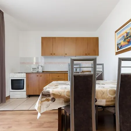 Meri Apartment
