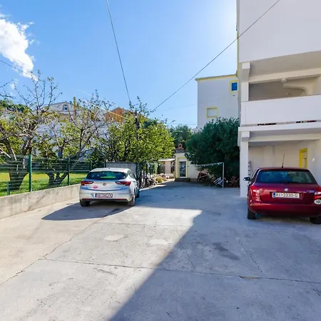 Apartman Meri *